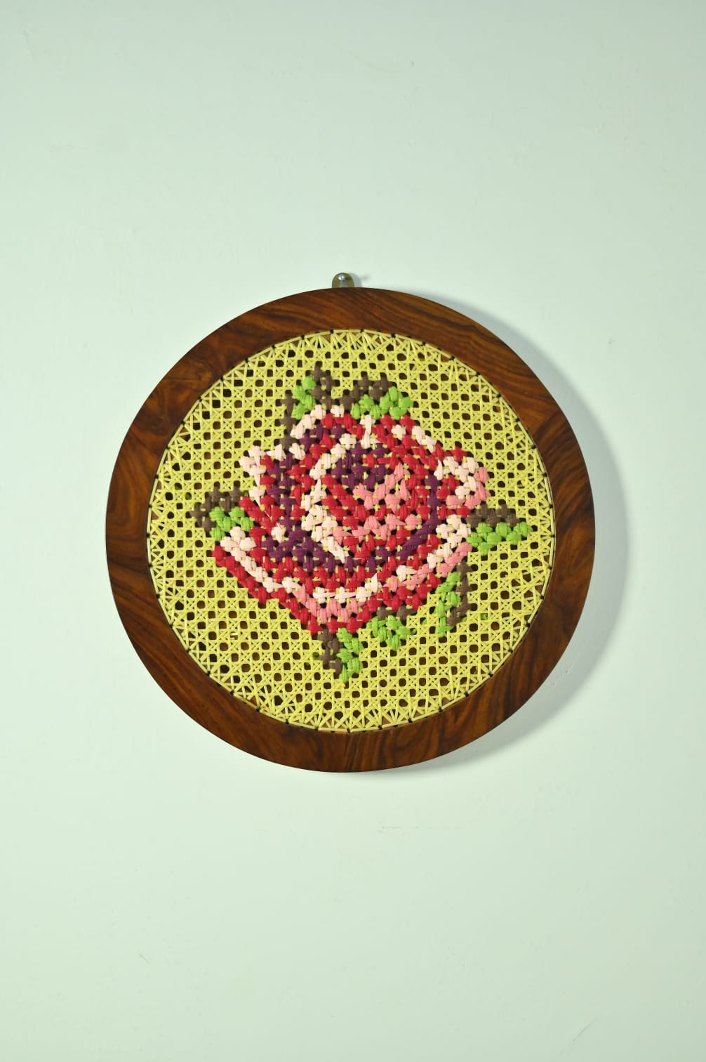 Bloomed Rose wall hanging - 2x2 inches