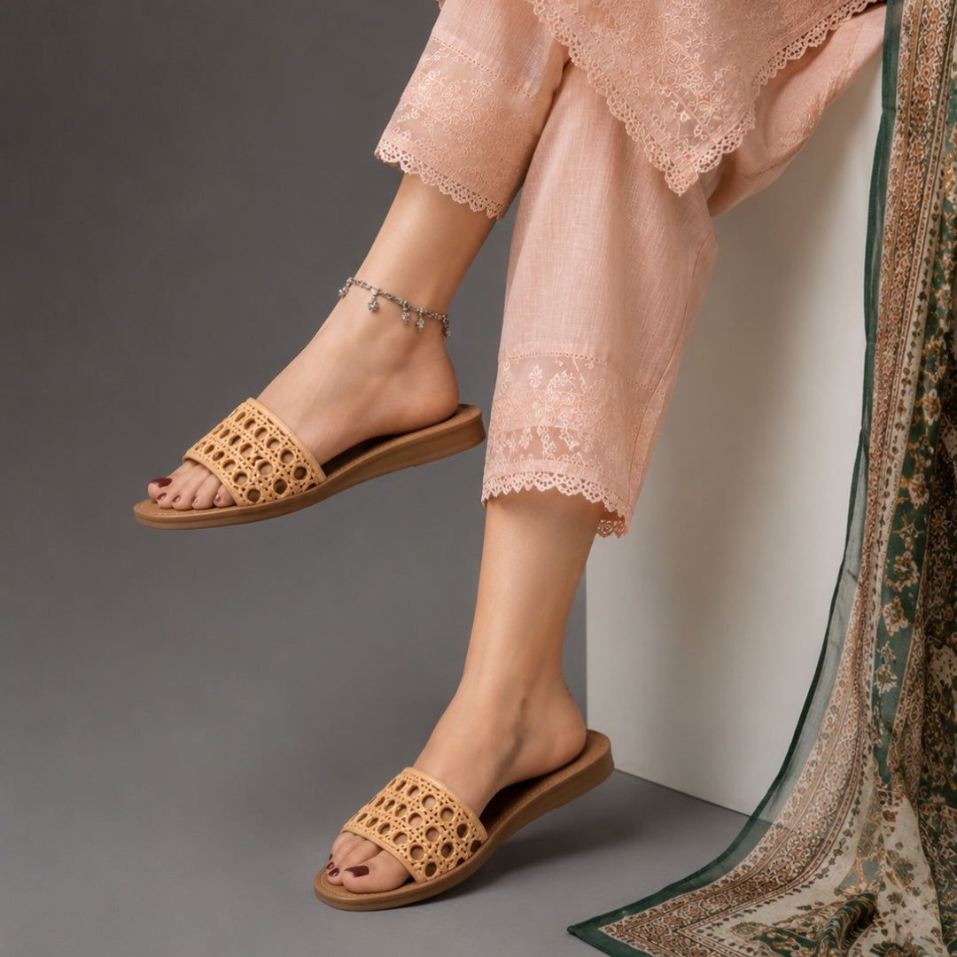 HathKaari Handmade Eid Slippers – Buy 2 Get 1 Free