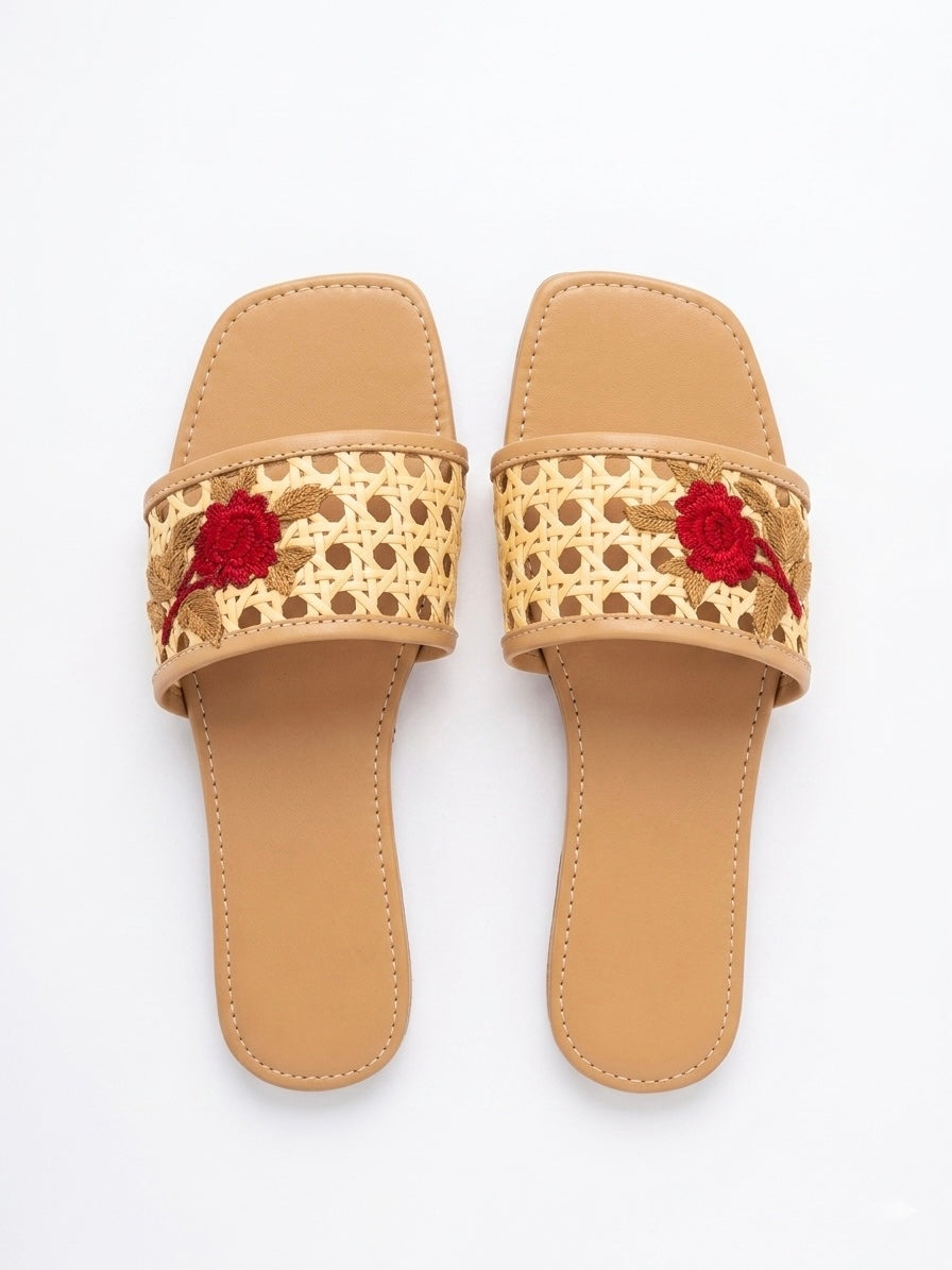 Rattan embroidered slippers