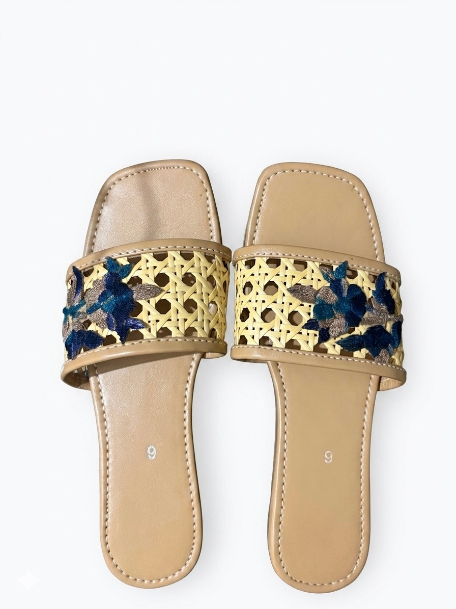 Rattan embroidered slipper
